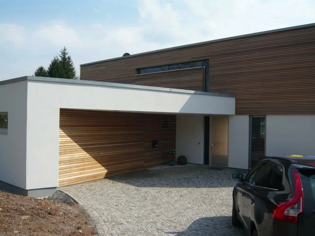 02 01 Kipptor fasadenbündig