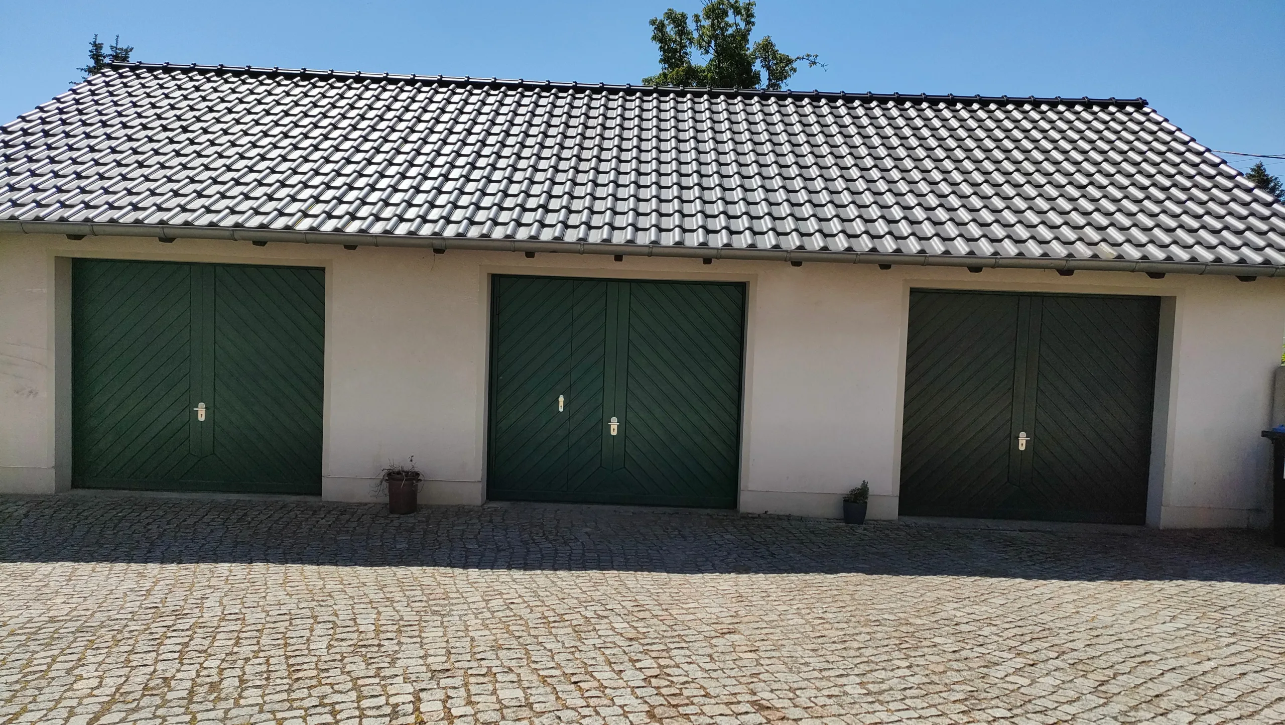 DoFREpVO Thalheim Garage