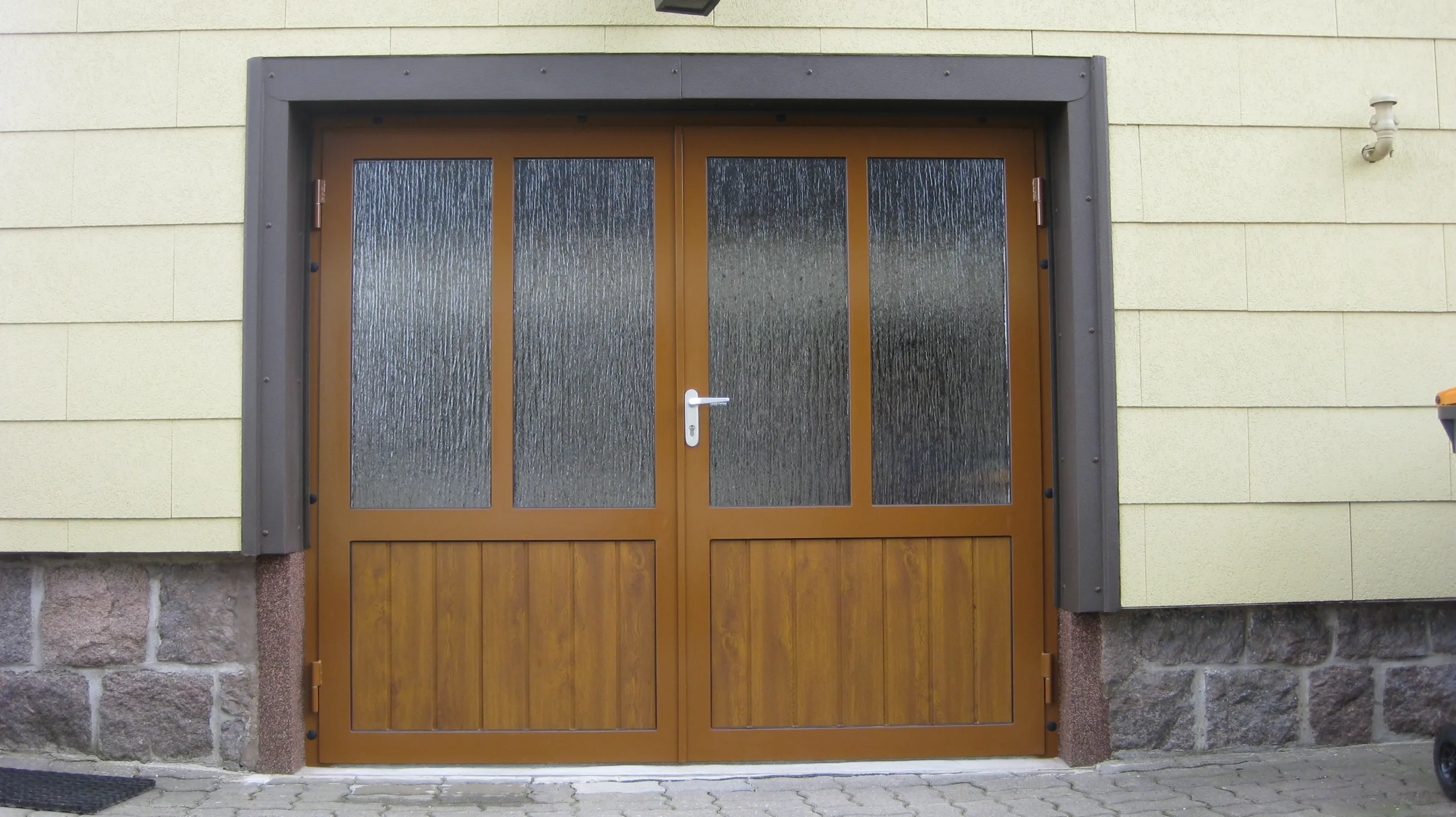 Flügeltor Alpha Füllg. Eiche Gold Auerbach 2013