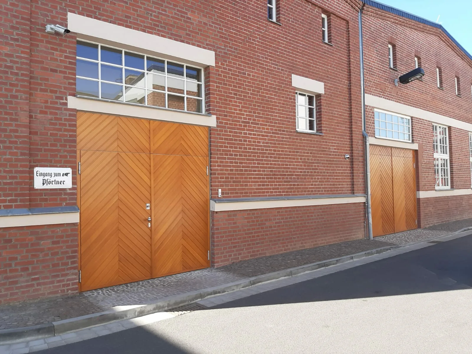 Flügeltor Hemlock Doppelfischgrat