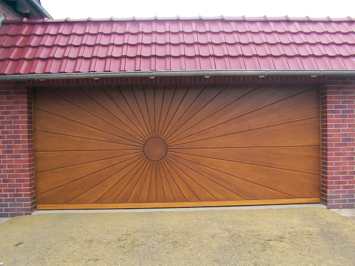 Kipptor, Sonne,Meranti