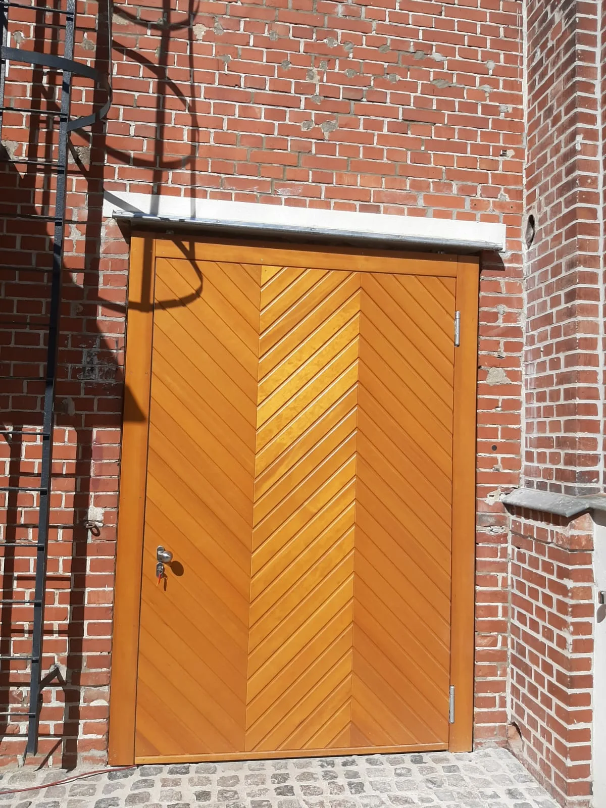 Nebentür Doppelfischgrat