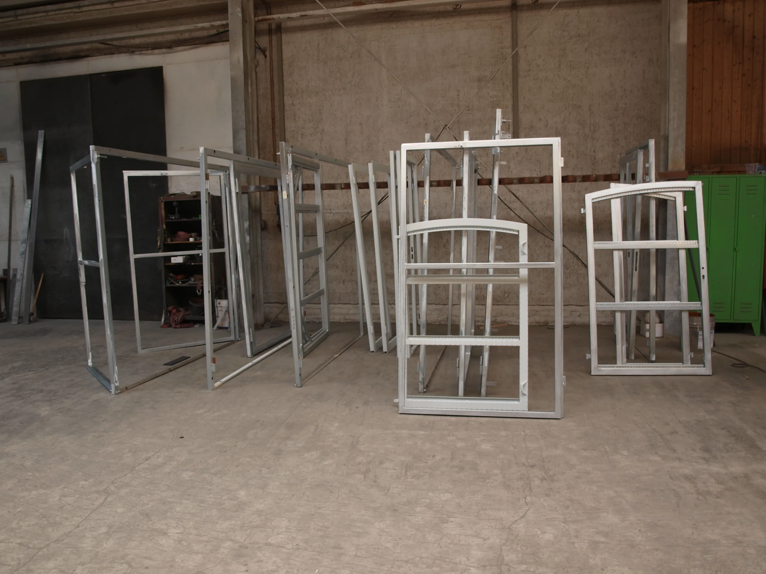 Tore nach dem verzinken bei Torbau-Sachsen